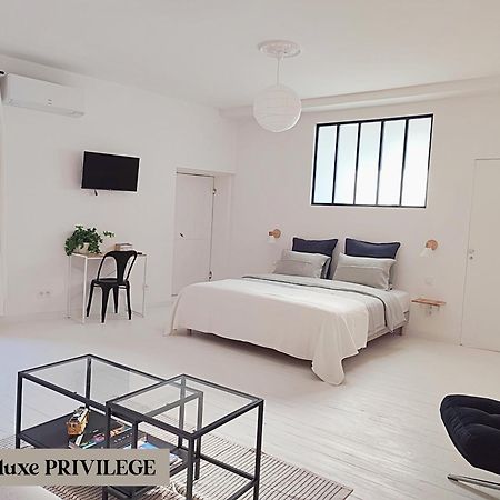 Le Prince Marseillan  Extérieur photo