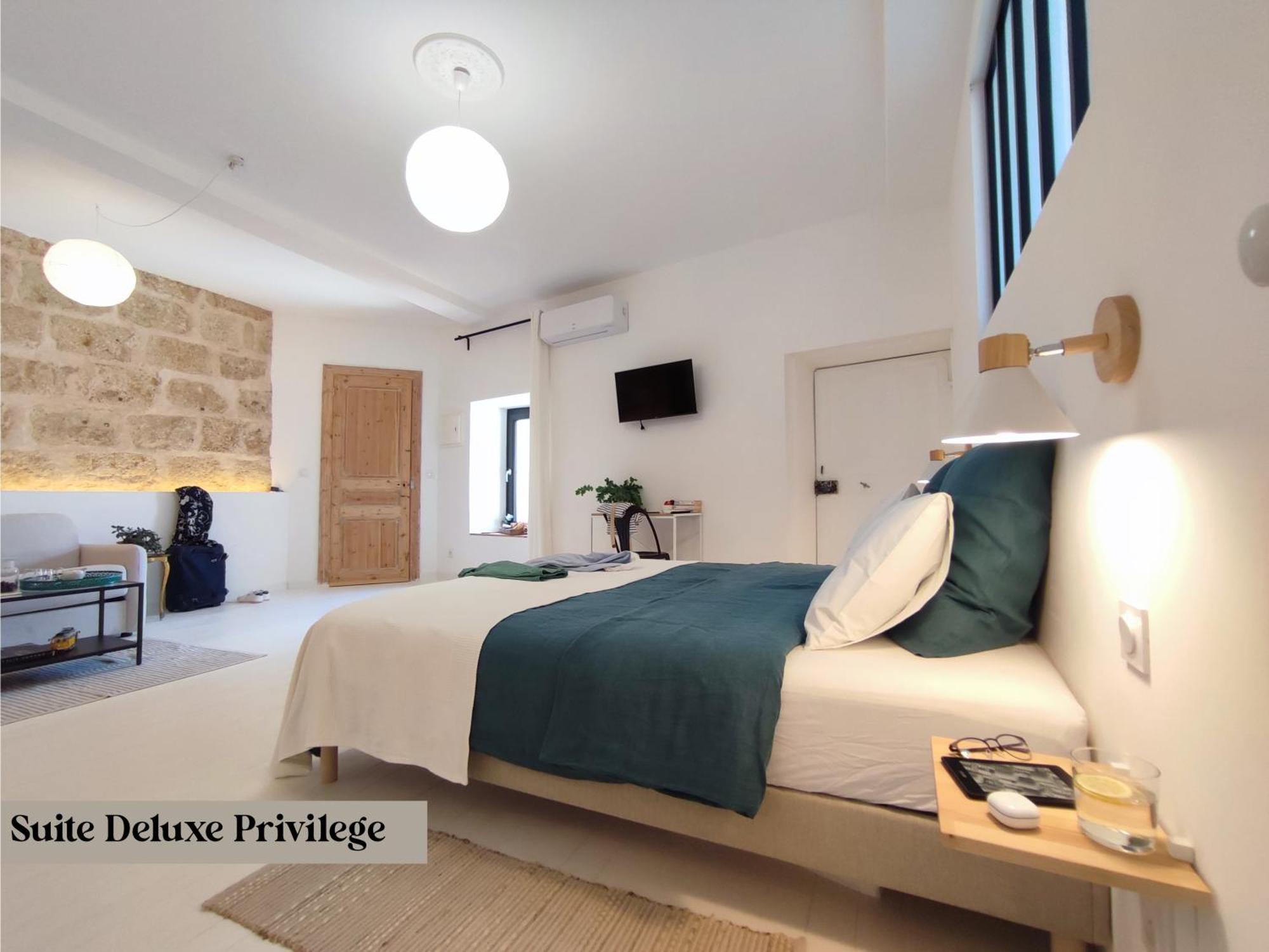 Le Prince Marseillan  Extérieur photo